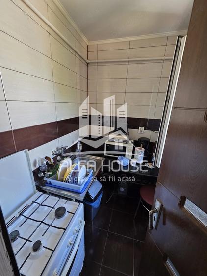 Apartament cu 3 camere nedecomandat în Micro II