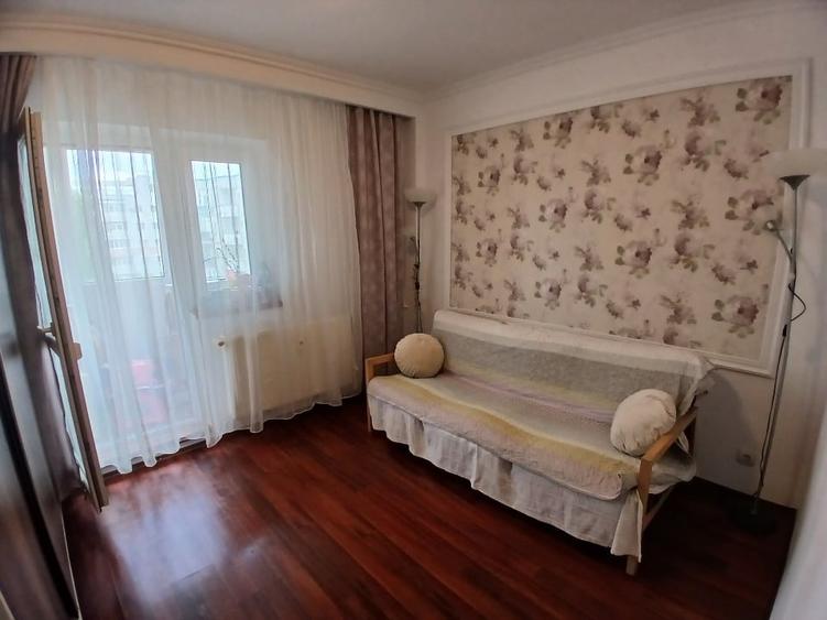 Apartament cu 4 camere decomandat, mobilat în Apărătorii Patriei