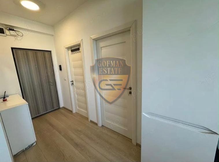 Apartament cu 2 camere semidecomandat, mobilat în Central