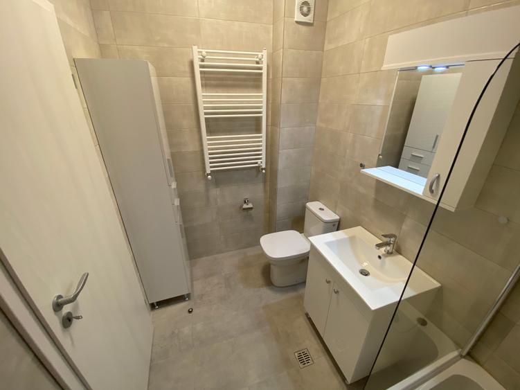 Apartament cu 2 camere decomandat în Mihai Bravu