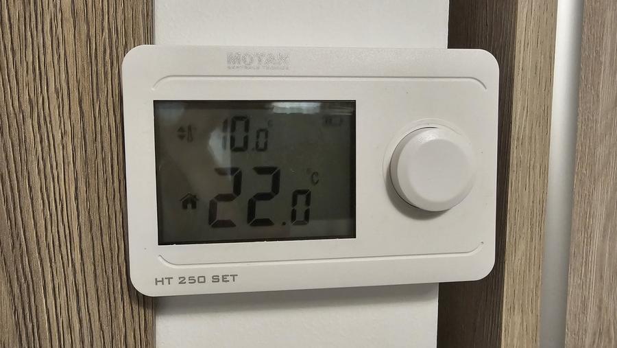 Apartament cu 2 camere decomandat, mobilat în Predeal