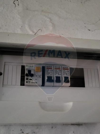 Casă cu 2 camere cu Teren 2596 Mp în Dridu