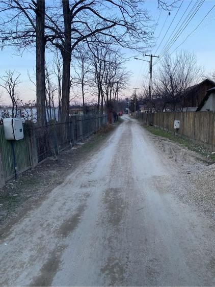 Teren de 1000 mp, în Stăncești