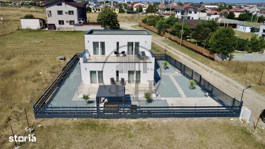 Casă cu 5 camere cu Teren 404 Mp în Central