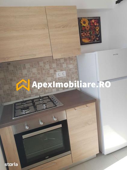 Apartament cu 3 camere semidecomandat în Romană — fotografia 2