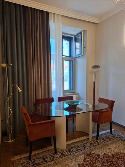 Apartament cu 3 camere semidecomandat, mobilat în Ultracentral