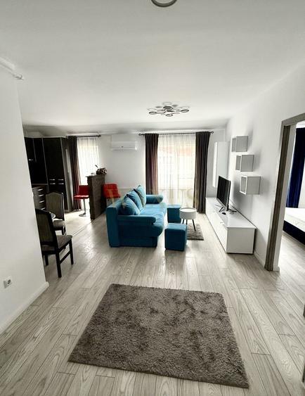 Apartament cu 2 camere semidecomandat, mobilat în Florești