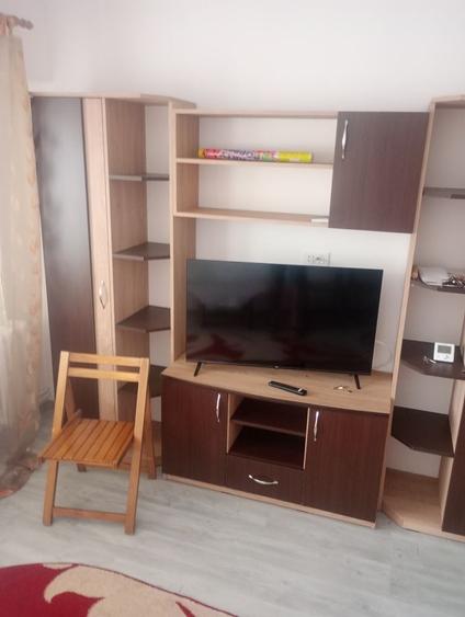 Inchiriez apartament 2 camere decomandat - 2
