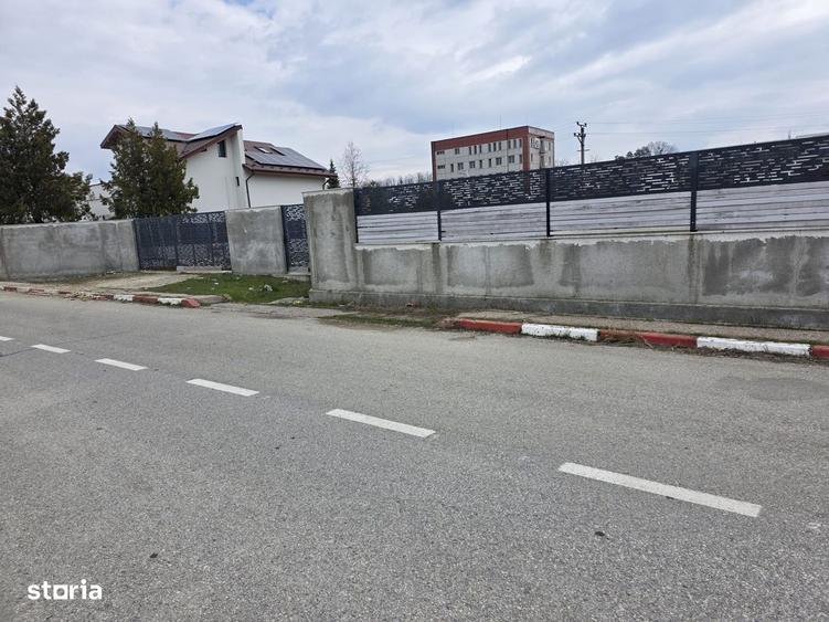 Spațiu comercial, în Central