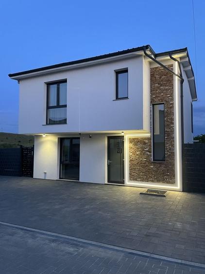 Casă cu 3 camere în Burdujeni