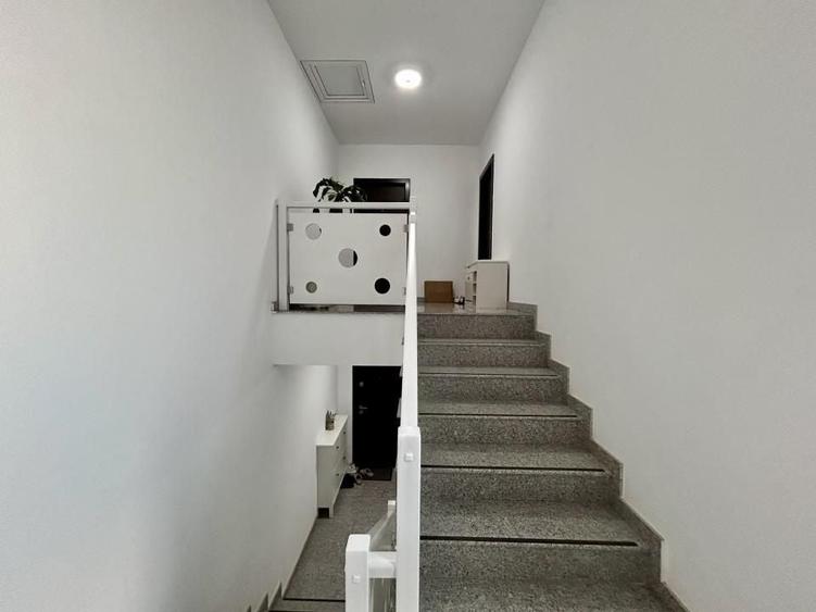 Apartament cu 2 camere decomandat, mobilat în Păulești