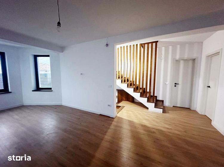 Casă cu 5 camere cu Teren 500 Mp în Mărăcineni