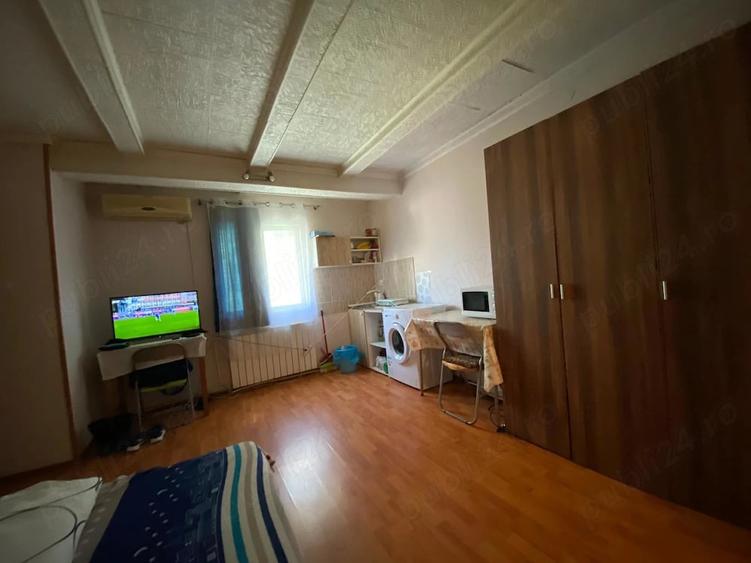 Garsonieră decomandată în Elisabetin