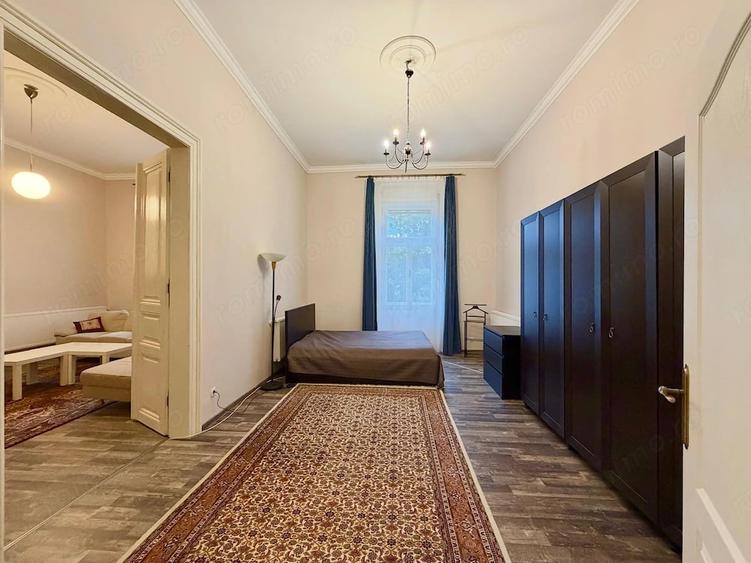 Apartament cu 3 camere decomandat în Sinaia