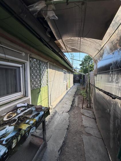 Casă individuală cu 3 camere cu Canalizare în Chitila