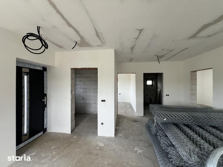 Casă cu 3 camere cu Teren 938 Mp în Viile Satu Mare