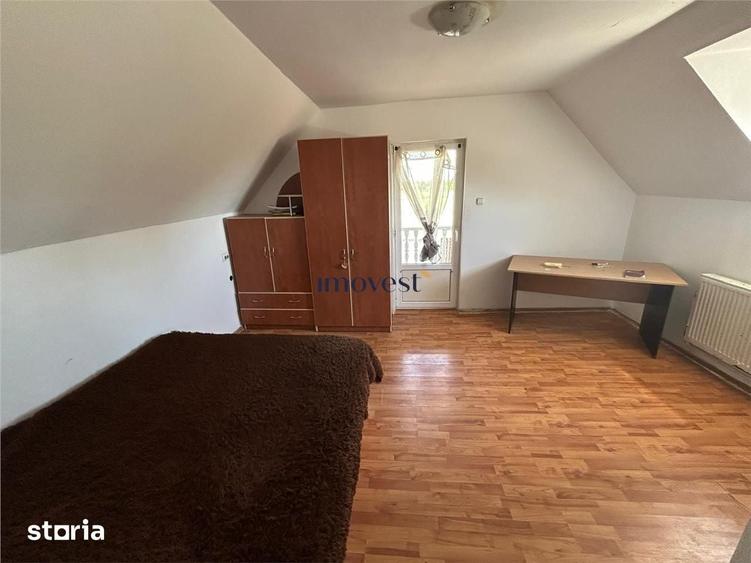 Casă cu 6 camere cu Teren 900 Mp în Vetiș