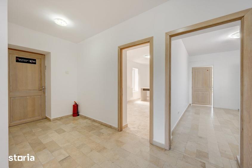 Apartament cu 3 camere în Drumul Taberei