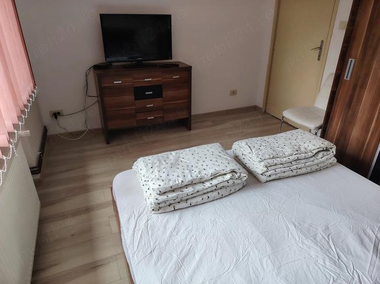 Apartament cu 2 camere semidecomandat în Central