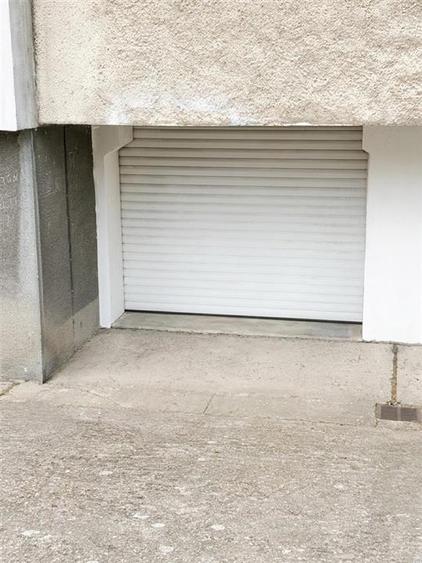 Apartament cu 4 camere decomandat în Cantemir