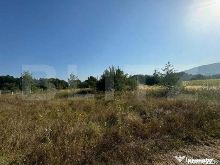 Teren de 4000 mp, în Central