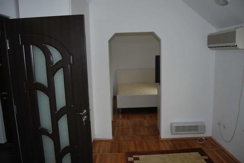 Apartament cu 2 camere semidecomandat, mobilat în Beller