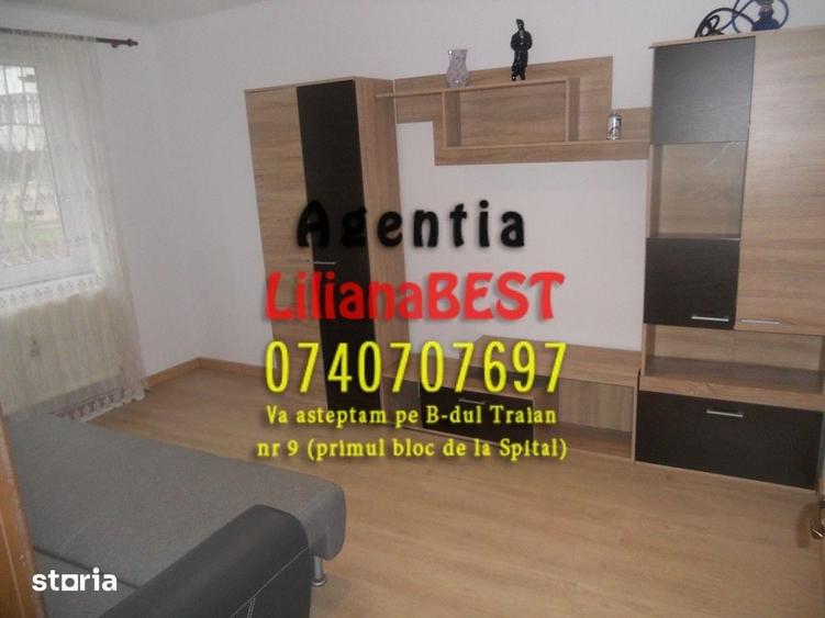 Garsonieră decomandată în Central