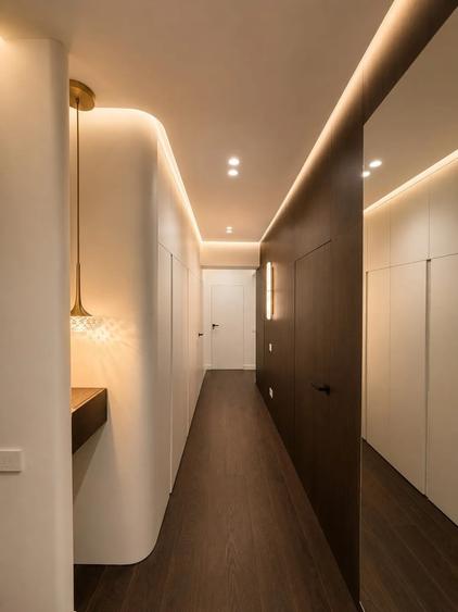 Apartament cu 4 camere decomandat în Pipera