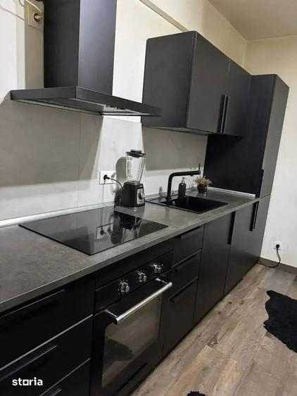 Apartament cu 2 camere decomandat, mobilat în Central