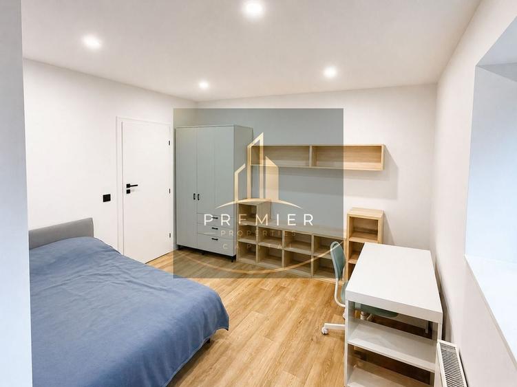 Apartament cu 3 camere decomandat în P-ța Unirii