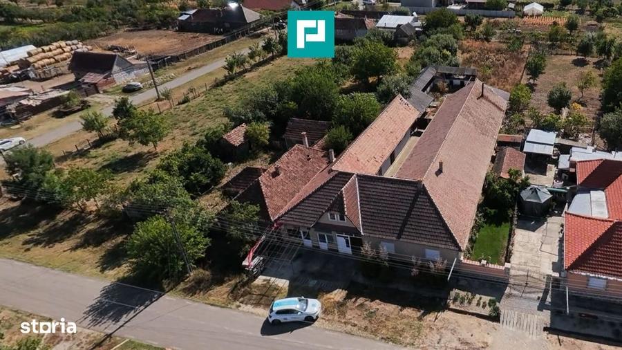 Casă cu 4 camere cu Canalizare în Galșa
