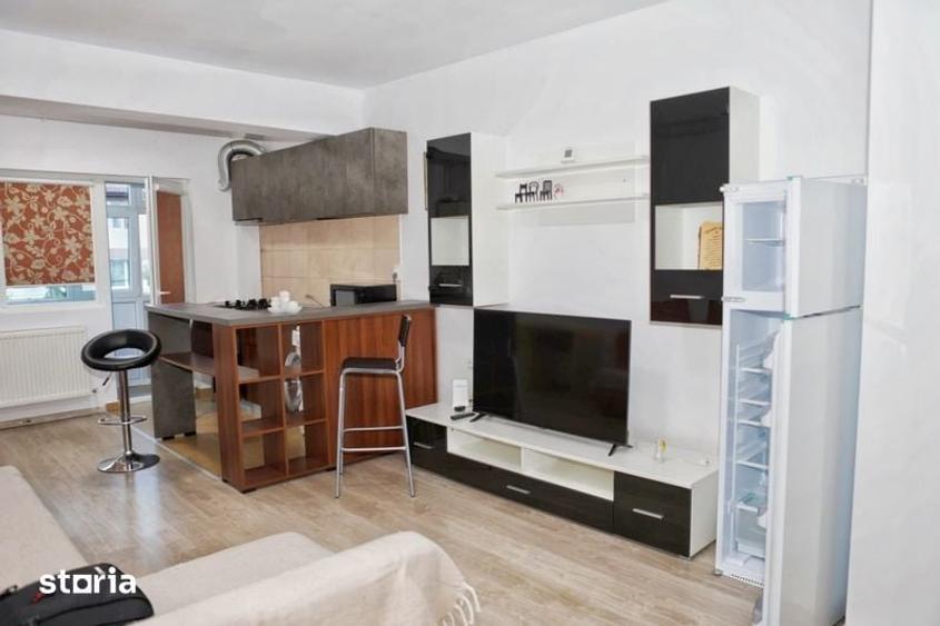 Garsonieră în Titan