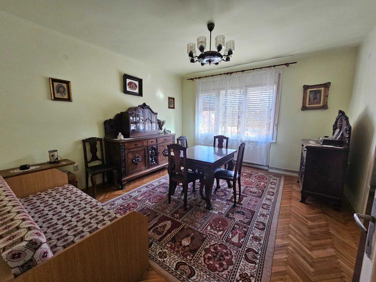 Dau in chirie apartamen 3 camere - 6