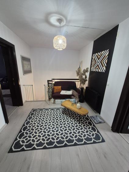 Duplex cu 4 camere cu Canalizare în Cug