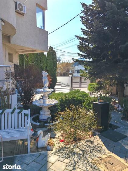 Apartament cu 3 camere în Mazepa 2