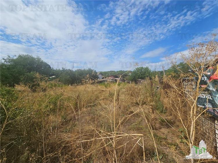 Teren Construcții intravilan de 1385 mp, în Ghencea