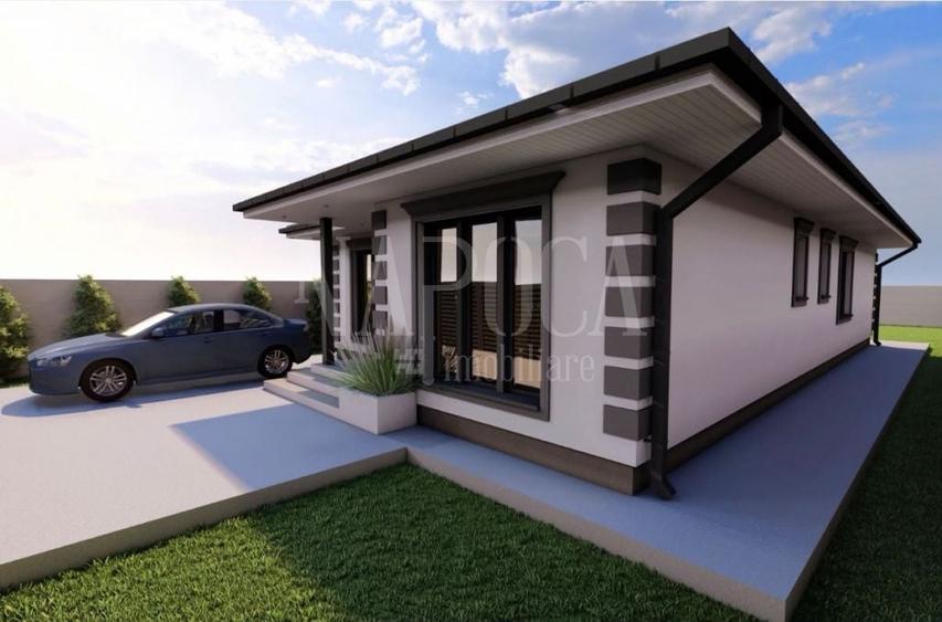 Casă individuală cu 4 camere cu Canalizare în Livada de Bihor