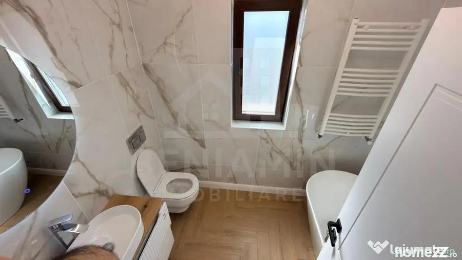 Casă cu 4 camere cu Teren 318 Mp în Central