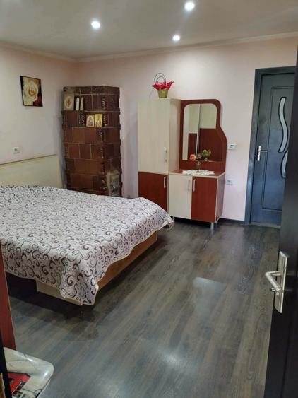 Casă individuală cu 3 camere cu Canalizare în Zănești