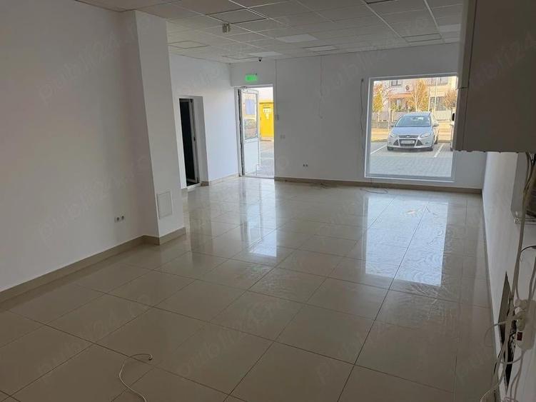 Spațiu comercial, de 54 mp, în Tineretului