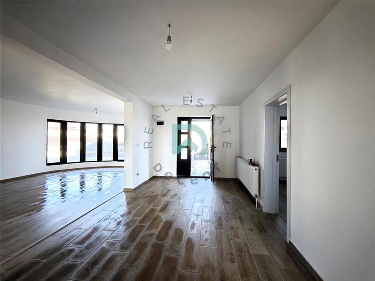 Casă individuală cu 5 camere cu Teren 520 Mp în Bod