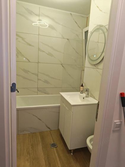 Apartament cu 2 camere decomandat în Viilor
