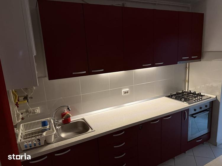 Apartament cu 2 camere decomandat în Triaj