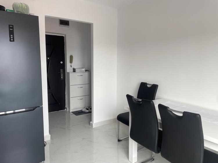 Garsonieră decomandată în Exterior Vest