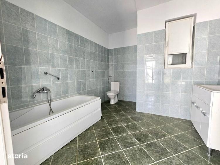 Casă cu 4 camere cu Teren 700 Mp în Elisabetin