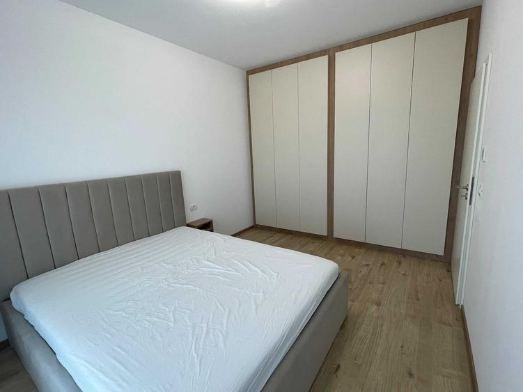 Apartament cu 2 camere decomandat, mobilat în Dumbrăvița
