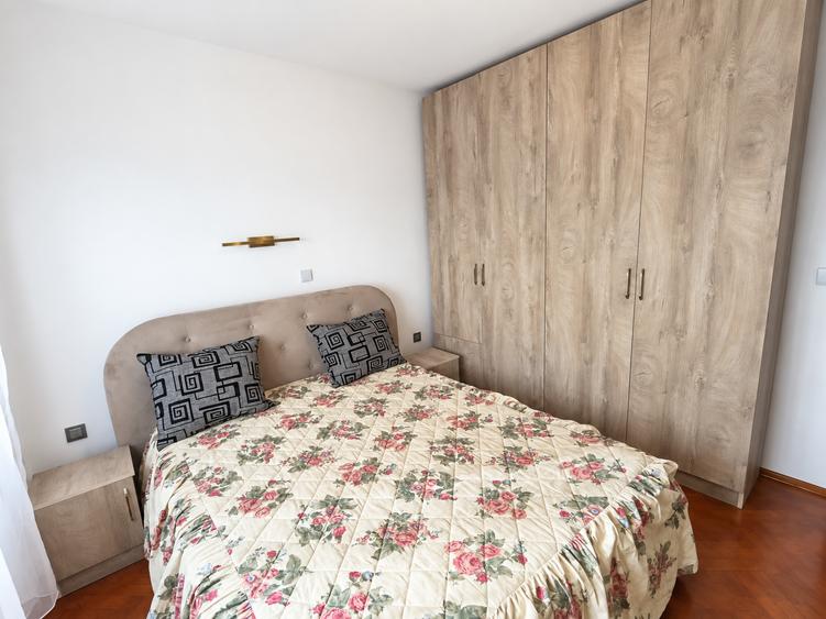 Apartament cu 2 camere semidecomandat în Iancului