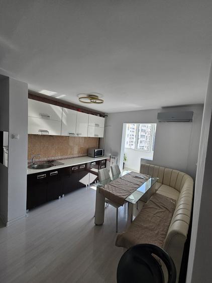 Apartament cu 2 camere decomandat în Rahova