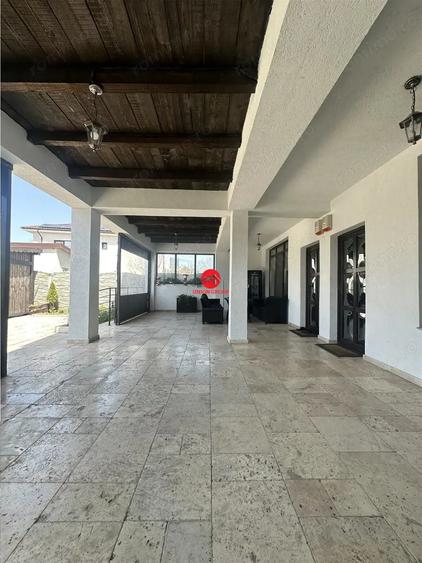 Spațiu comercial, de 463 mp, în Mamaia