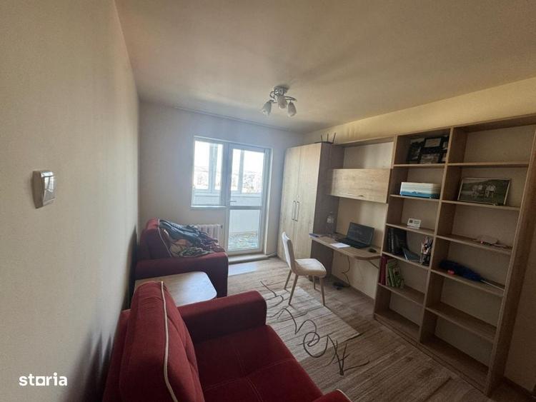 Apartament cu 4 camere semidecomandat în Mănăștur